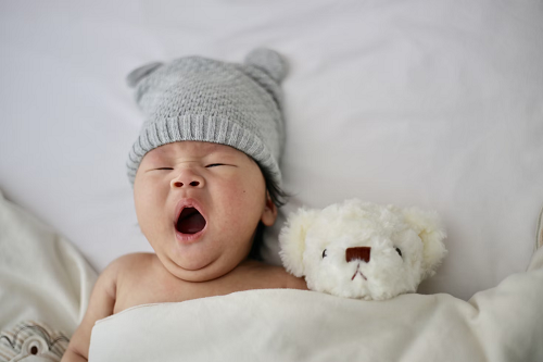 jak wyciszyć dziecko przed snem